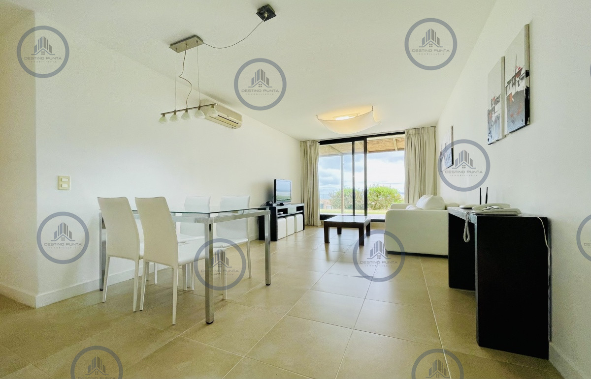 Apartamento ID.1039 - Alquiler temporario de apartamento de un dormitorio con parrillero y jardín, Punta Ballena