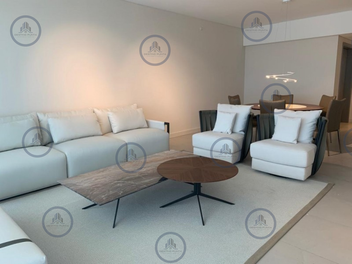 Apartamento ID.1651 - Alquiler temporario de apartamento Premiun central de tres dormitorios Le Parc III sobre Playa Brava