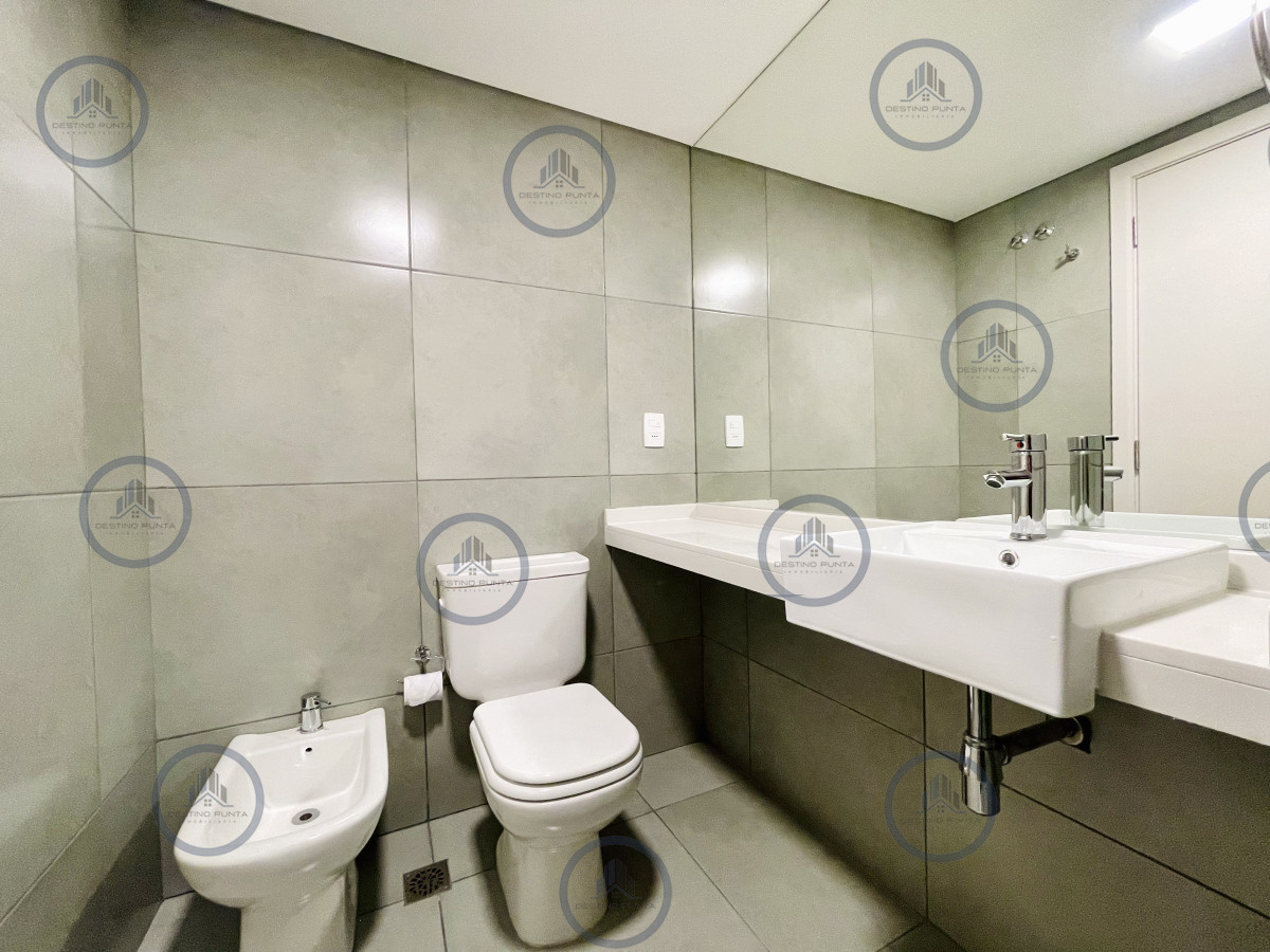 Apartamento ID.1243 - Moderno Apartamento de 2 Dormitorios en Playa Brava, Punta del Este