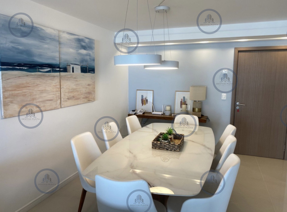 Apartamento ID.3284 - Alquiler temporal de apartamento a pasos de Playa Brava, 3 dormitorios mas dependencia y parrillero