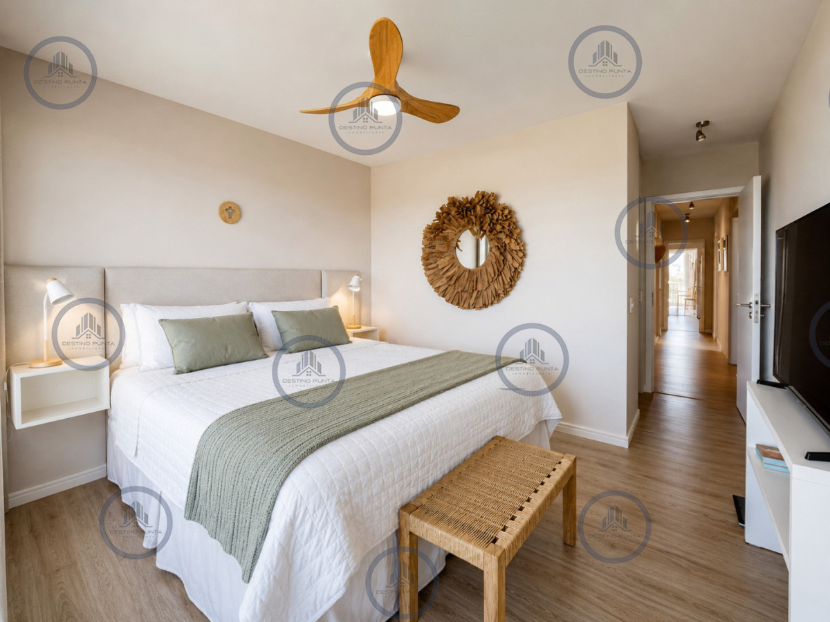 Apartamento ID.3301 - Moderno Apartamento de 3 Dormitorios en Primera Línea del Mar. Blue Marine, Playa Brava Punta del Este