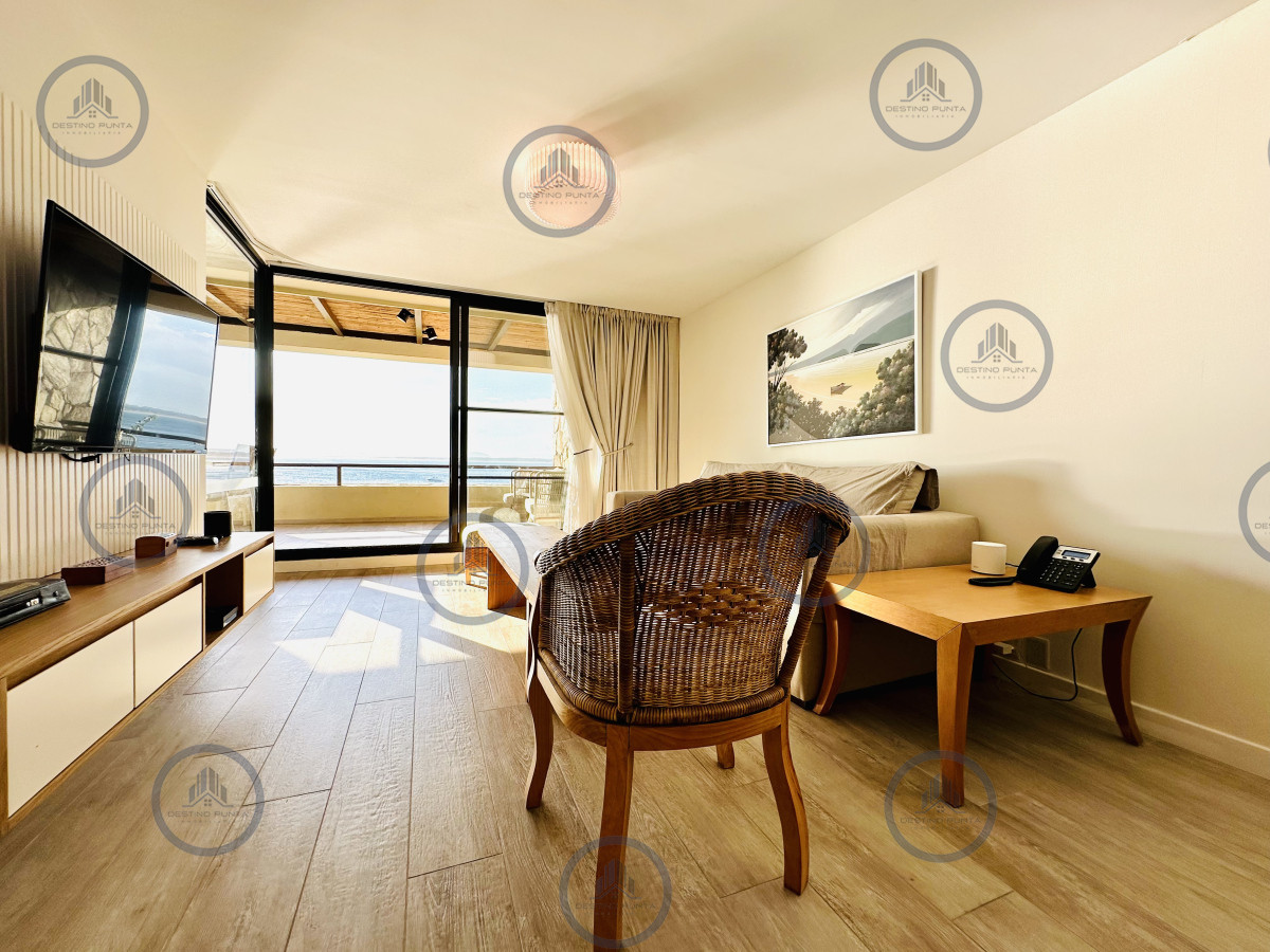 Apartamento ID.108 - Alquiler temporario de apartamento con la mejor ubicación del complejo, unidad de dos dormitorios con parrillero de uso exclusivo, Punta Ballena