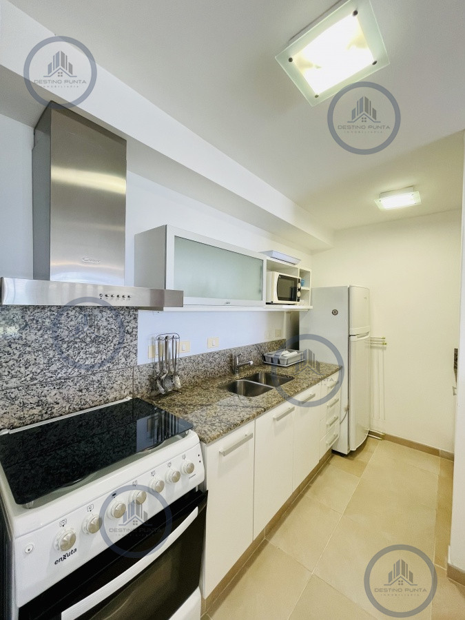 Apartamento ID.1039 - Alquiler temporario de apartamento de un dormitorio con parrillero y jardín, Punta Ballena
