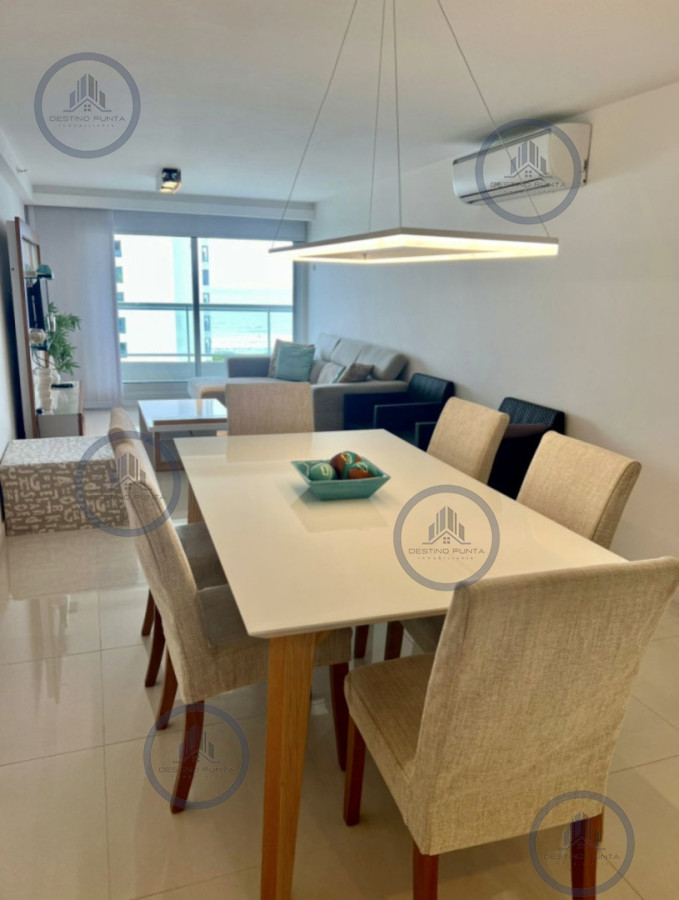 Apartamento ID.3160 - Venta de apartamento con vista al mar a pasos de playa Brava de 2 dormitorios con parrillero 