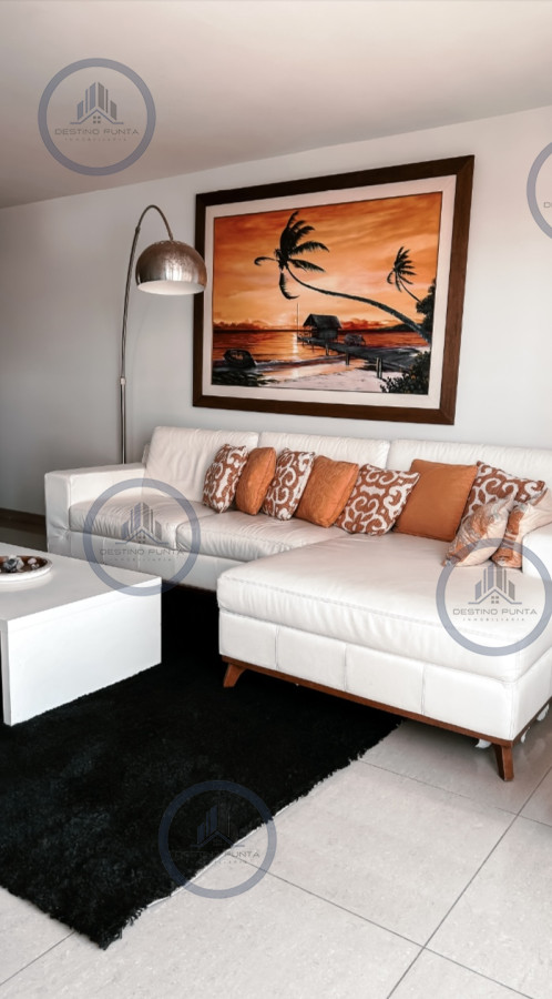 Apartamento ID.2314 - Apartamento de 2 dormitorios con 2 baños en alquiler por temporada torre moderna de Punta del este 