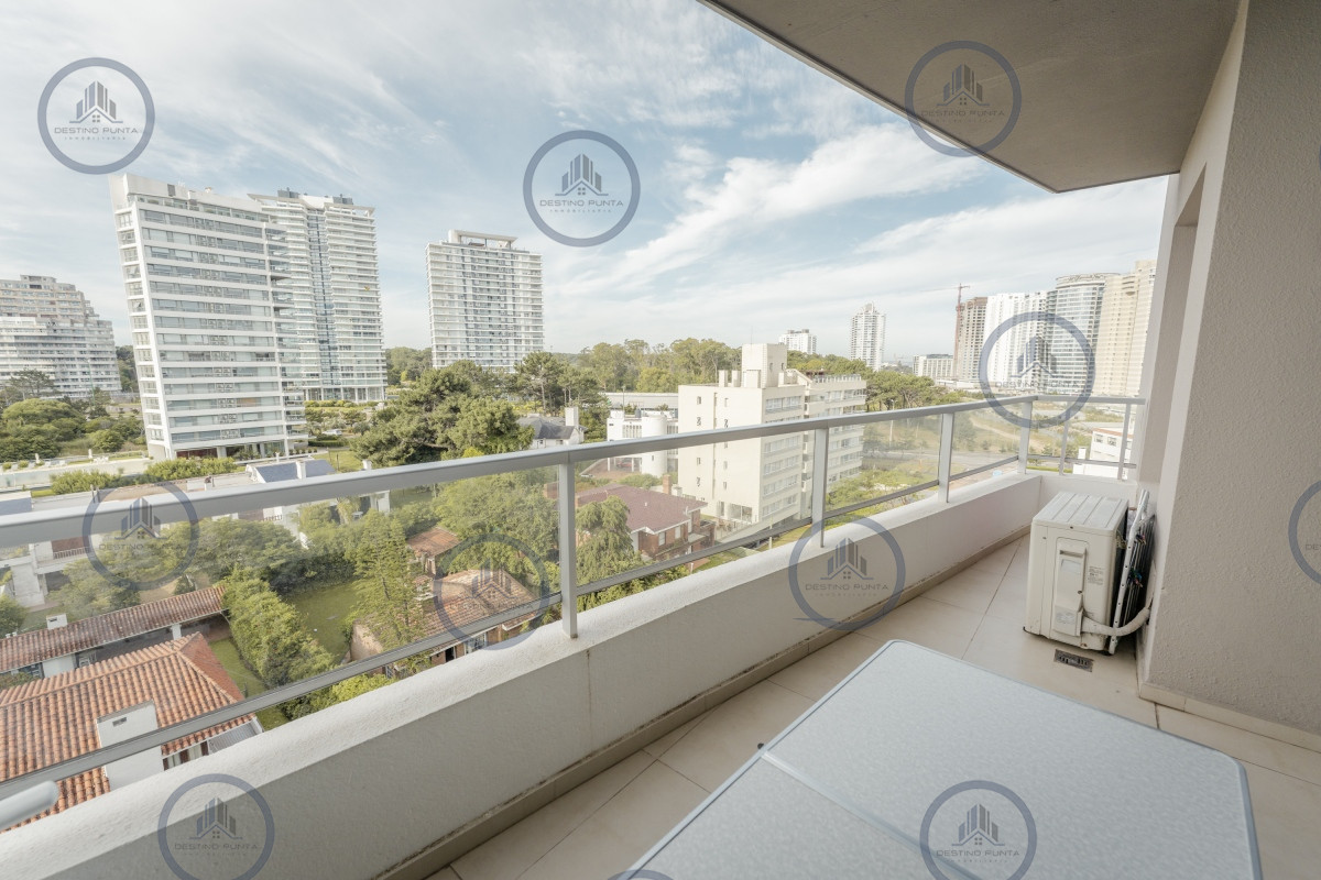 Apartamento ID.2080 - Alquiler temporario de apartamento de 1 dormitorio a un par de cuadras de playa Brava, Punta del Este