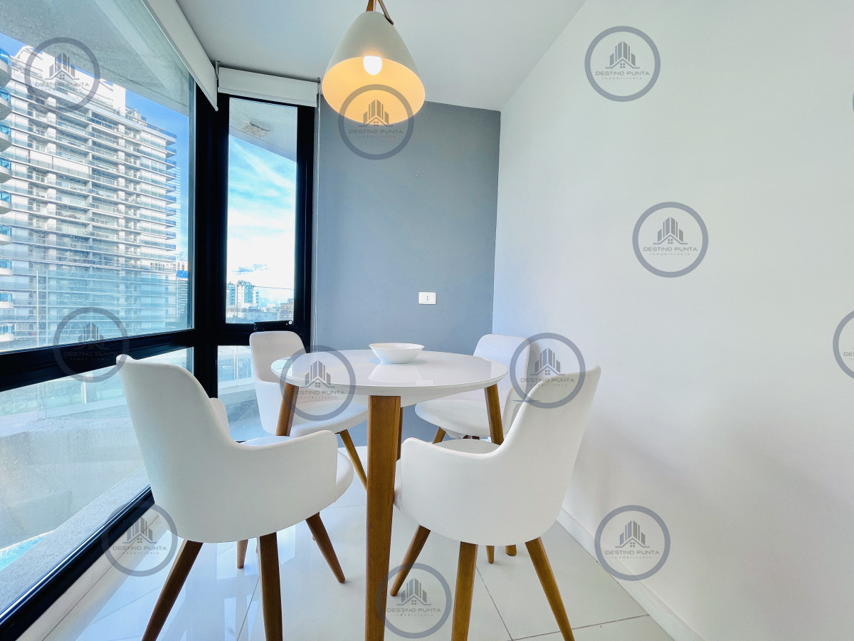 Apartamento ID.2710 - Alquiler Anual, Apartamento de 1 Dormitorio entre playas Mansa y Brava