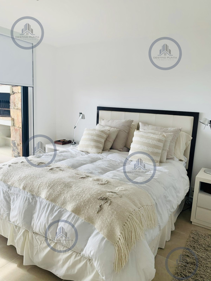 Apartamento ID.1143 - Alquiler temporario de apartamento de dos dormitorios con dos baños en suite, punta ballena 