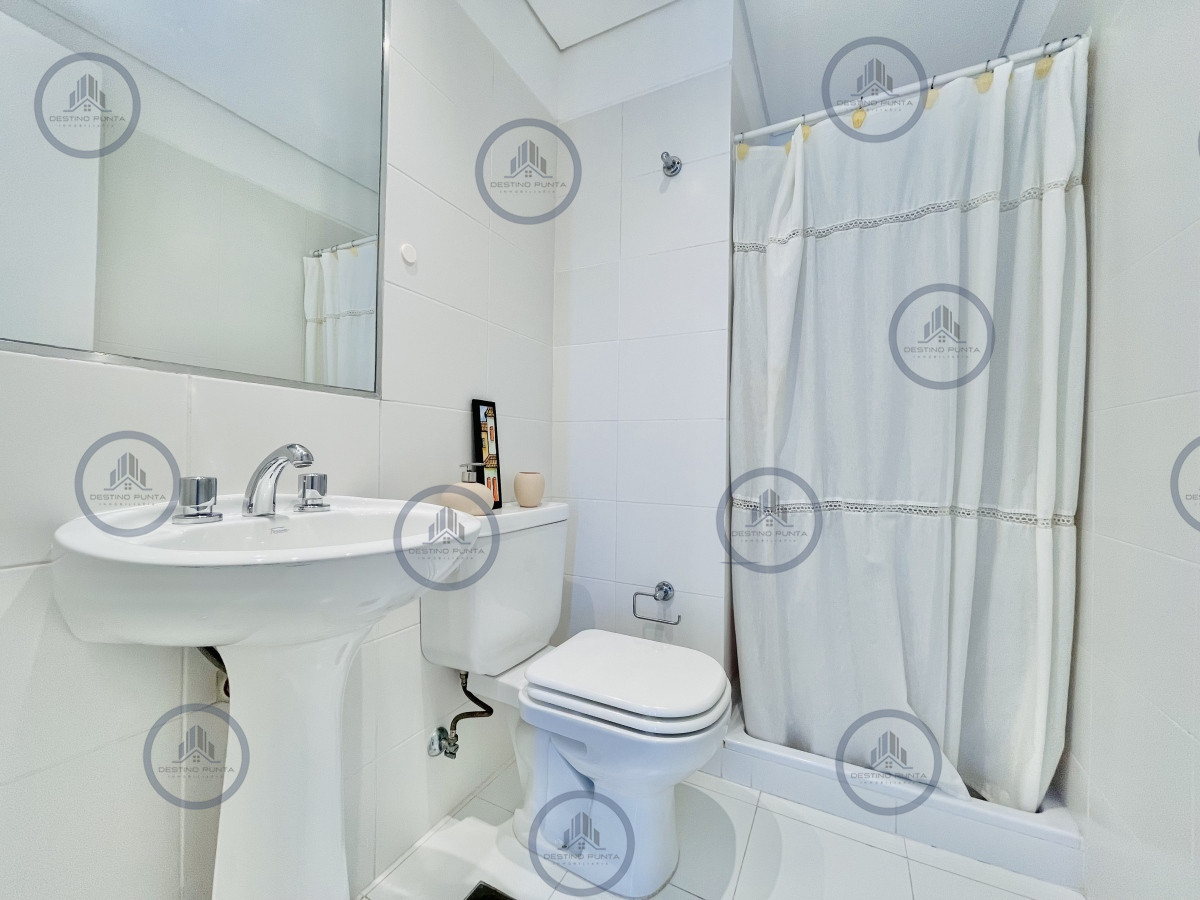 Apartamento ID.52 - Moderno Apartamento de 2 Dormitorios en Le Parc, Playa Brava. Punta del Este 
