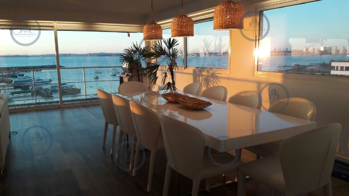 Apartamento ID.956 - Apartamento de 6 Dormitorios Frente al Puerto de Punta del Este
