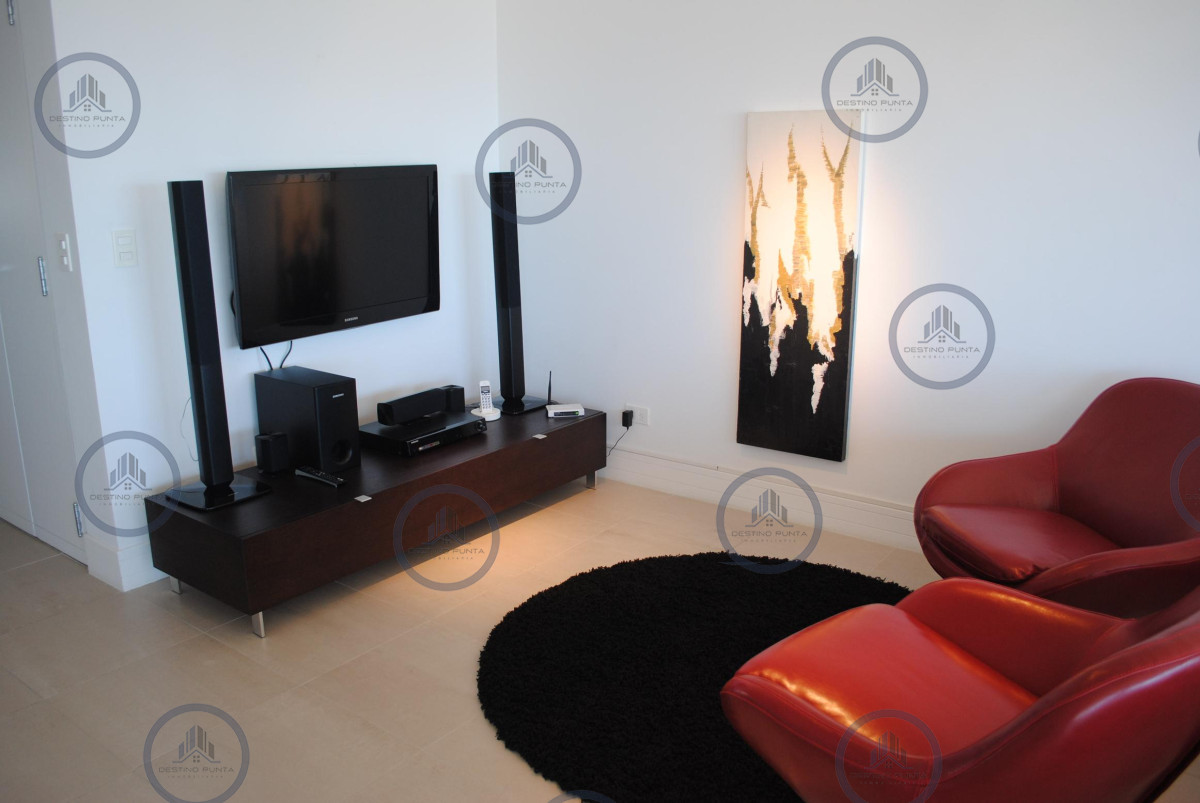 Apartamento ID.219 - Alquiler temporario de apartamento esquinero piso alto en Torre Le Parc, Playa Brava