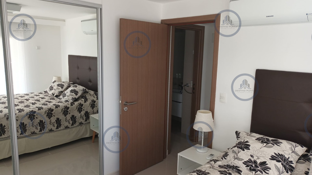 Apartamento ID.1728 - Apartamento de 1 Dormitorio en torre Moderna con todos los servicios, Playa Brava