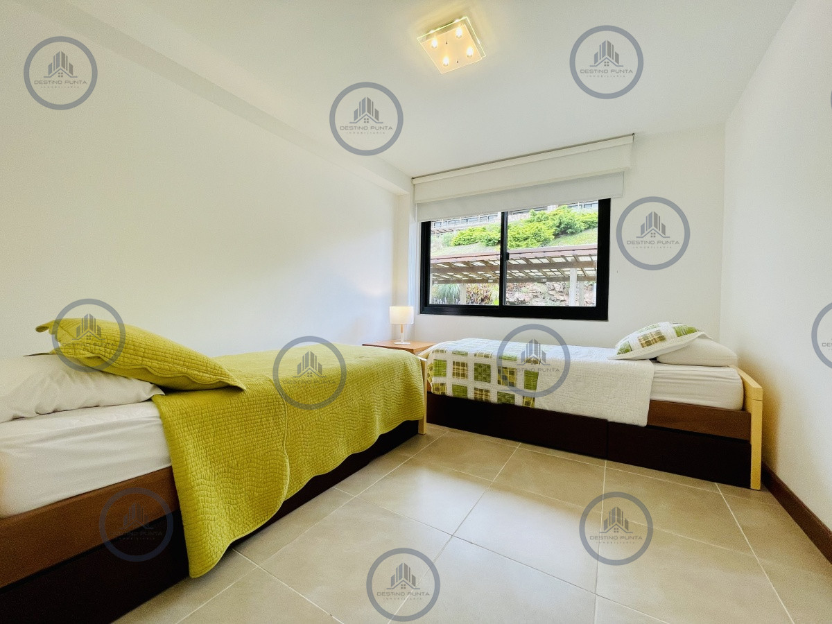 Apartamento ID.583 - Alquiler temporario de apartamento de dos dormitorios con Parrillero de uso exclusivo en complejo privado de Punta Ballena