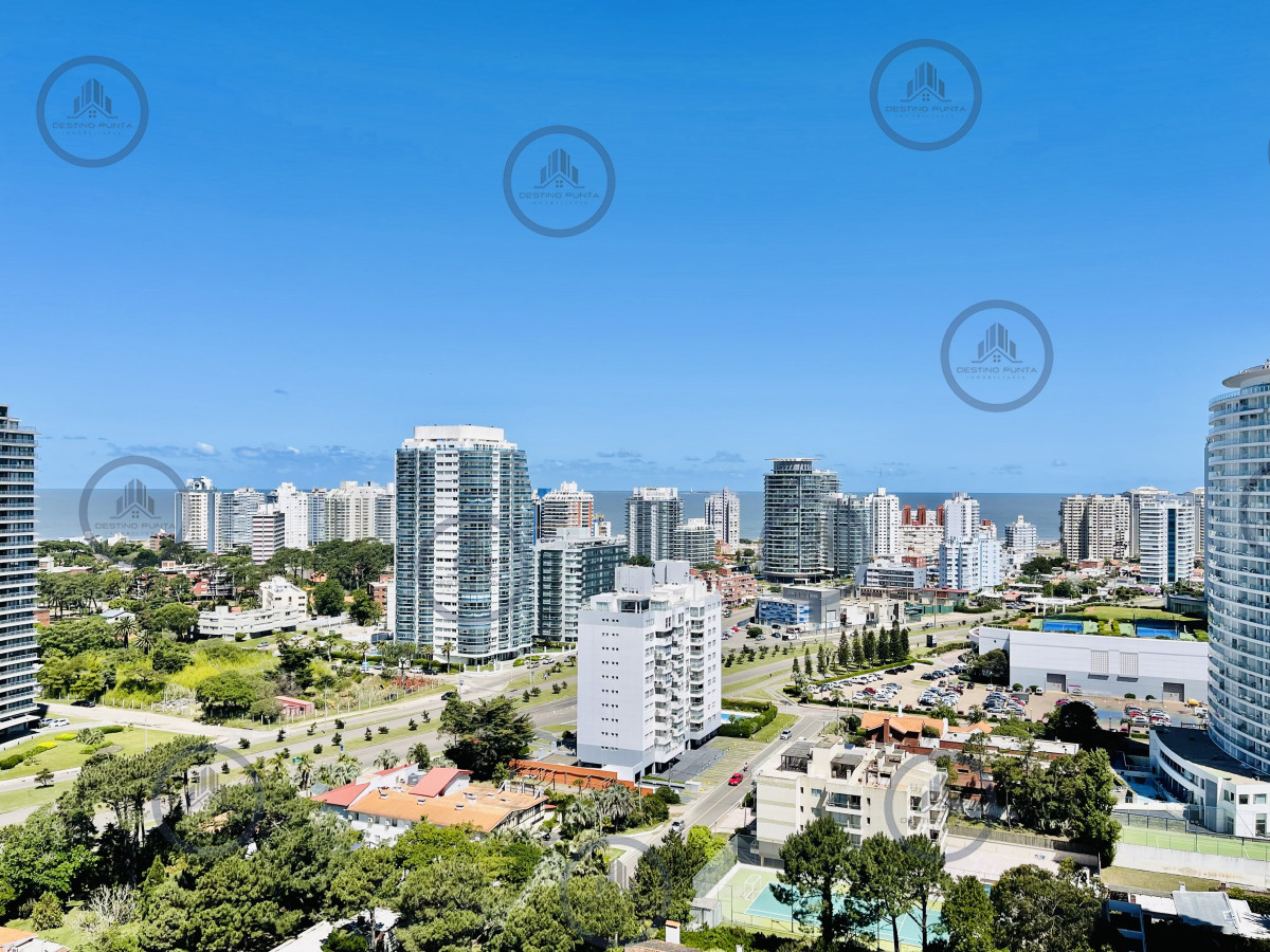 Apartamento de 2 Dormitorios con Parrillero propio, Playa Mansa Punta del Este — fotografía 2