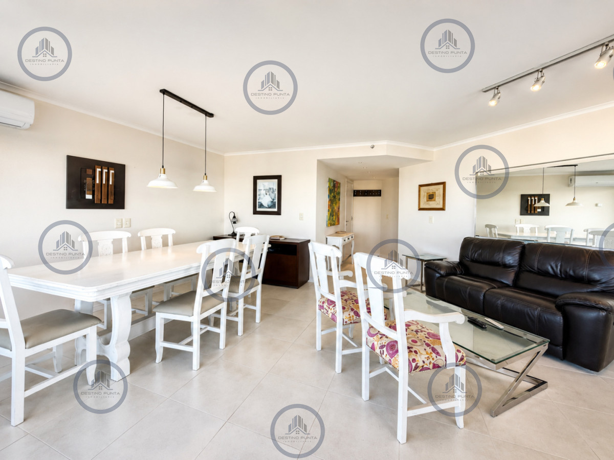 Apartamento ID.3127 - Apartamento luminoso con variedad de servicios en venta, 3 dormitorios, zona Roosevelt Playa Brava