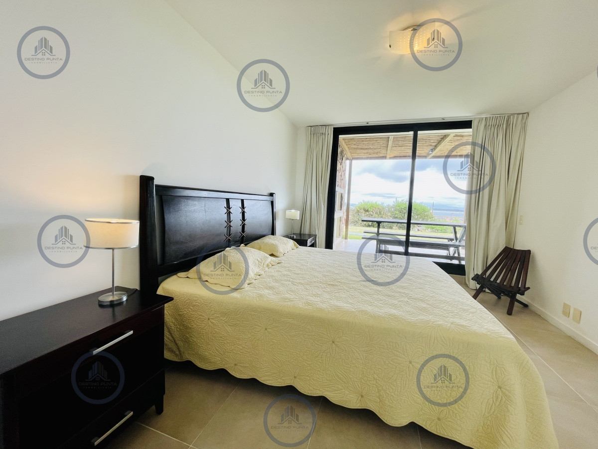 Apartamento ID.1039 - Alquiler temporario de apartamento de un dormitorio con parrillero y jardín, Punta Ballena