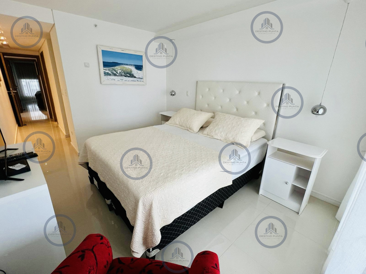 Apartamento ID.1682 - Apartamento de 2 Dormitorios y Parrillero con Vista al Mar en Playa Brava, Look Brava