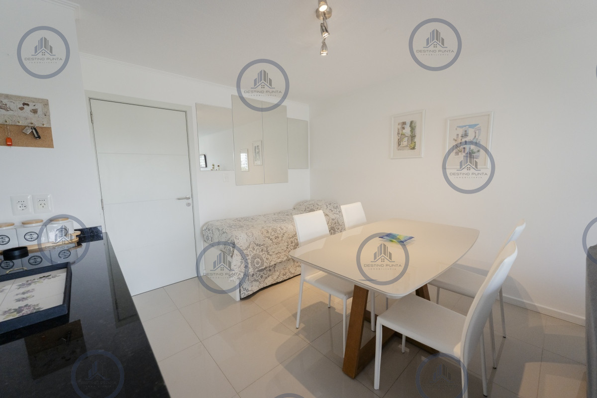 Apartamento ID.2080 - Alquiler temporario de apartamento de 1 dormitorio a un par de cuadras de playa Brava, Punta del Este