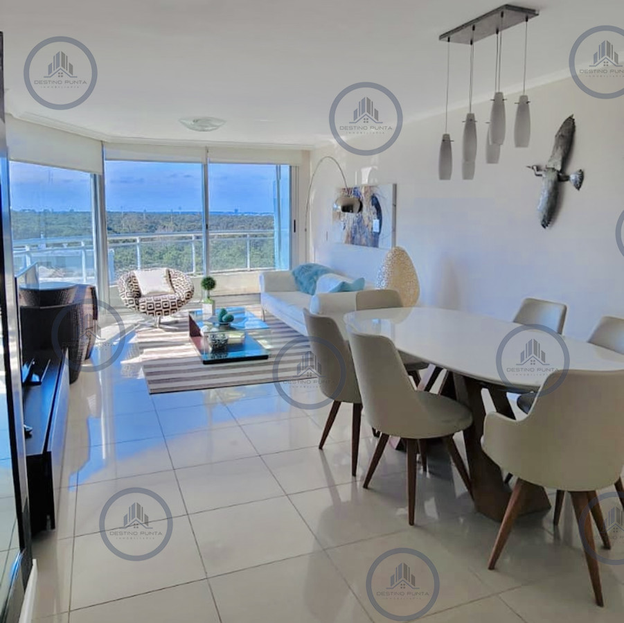 Apartamento ID.176 - Apartamento de 3 Dormitorios en Venta, Ocean Drive Punta del Este