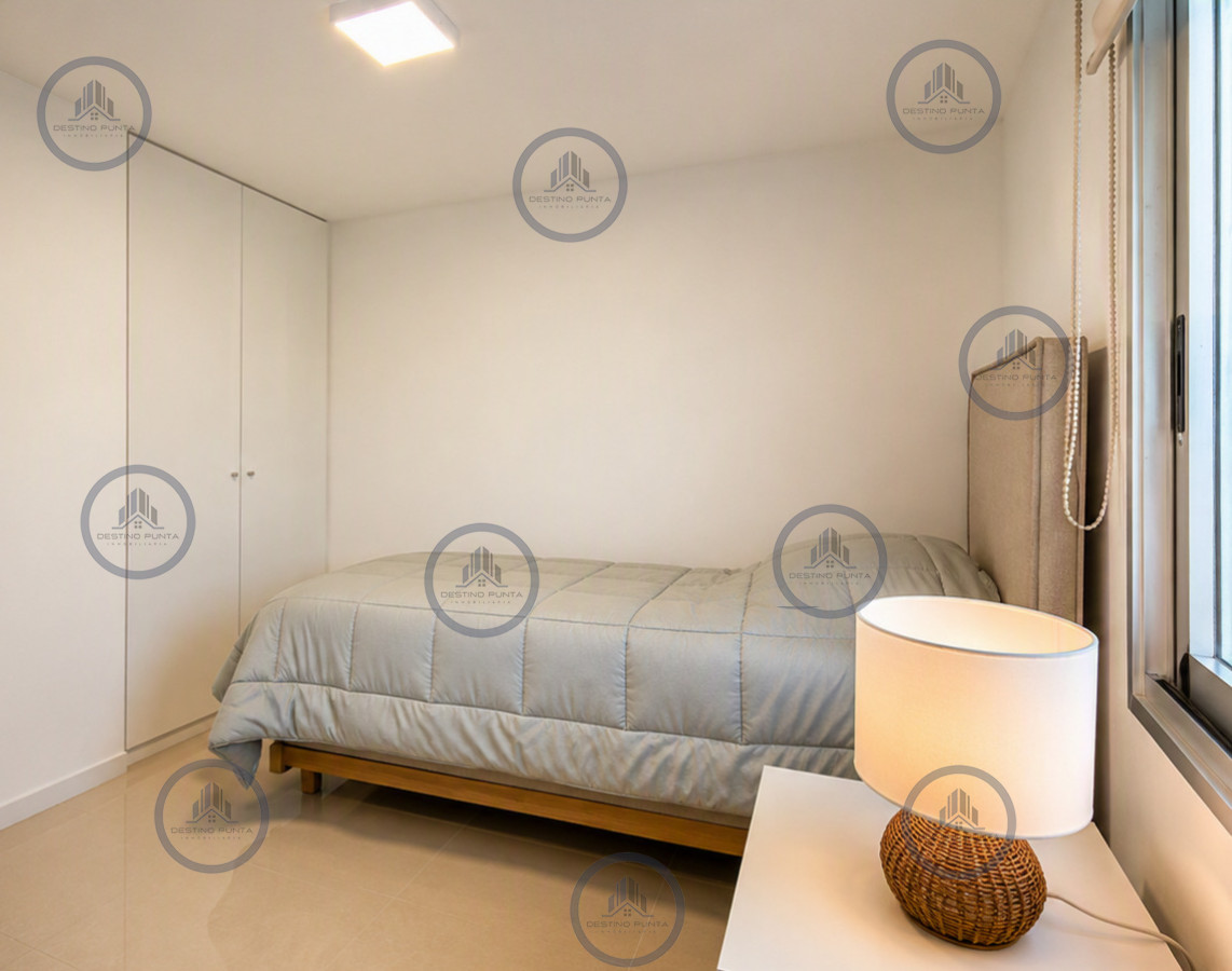 Apartamento ID.150 - Espectacular Penthouse Duplex con 4 Dormitorios + Dependencia y Terraza con Parrillero, en torre premium de Playa Brava, Punta del Este