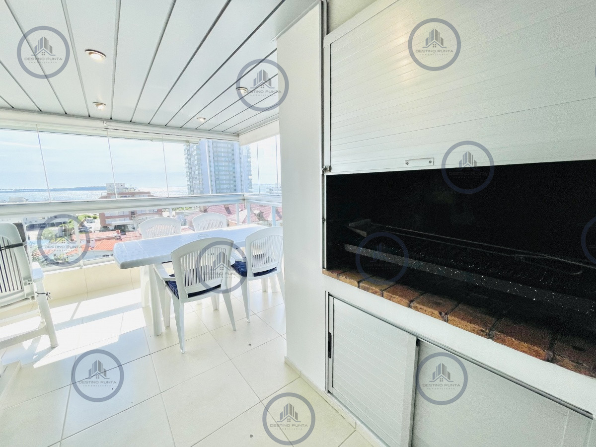 Apartamento ID.1037 - Apartamento de 2 Dormitorios y Parrillero a Pocos Metros de Playa Mansa