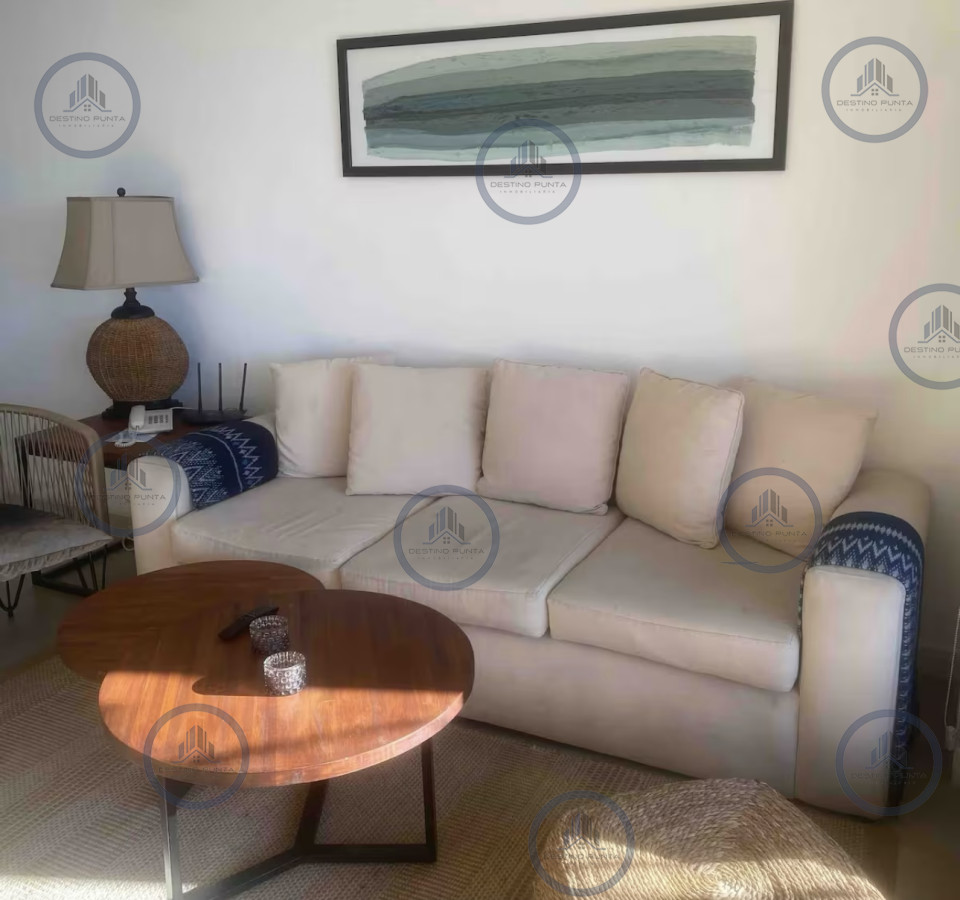 Apartamento ID.2500 - Apartamento en venta de 2 dormitorios y parrillero propio, Punta Ballena