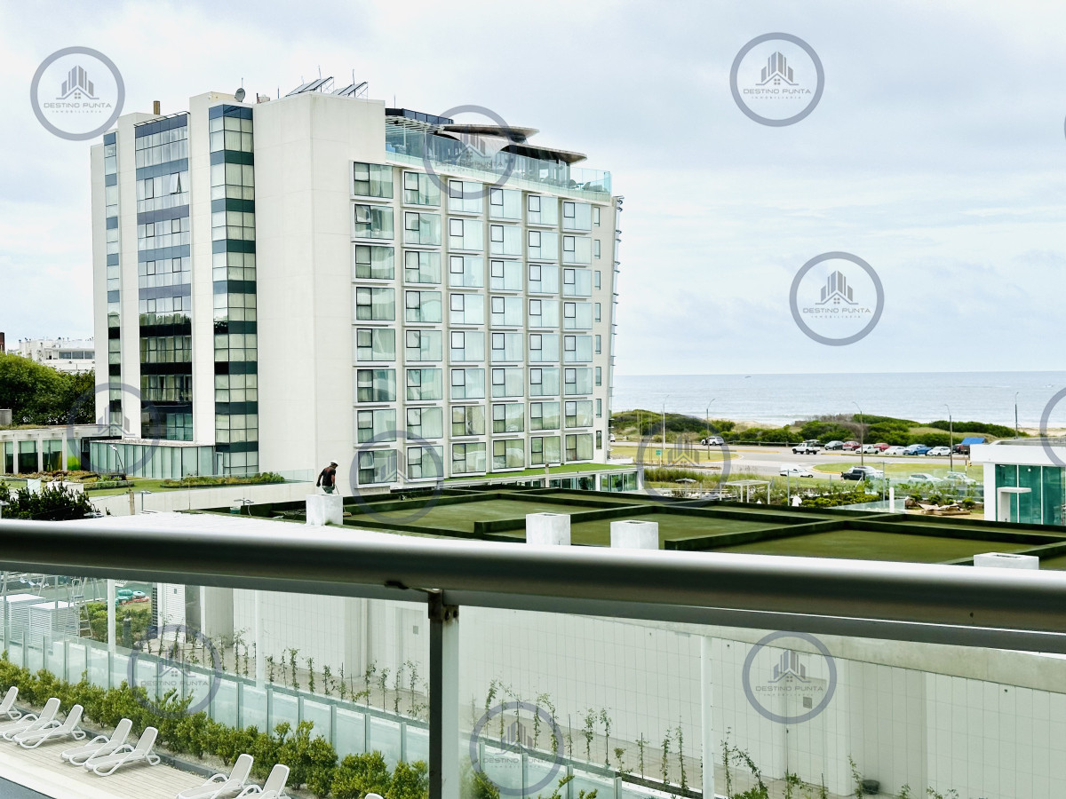 Apartamento ID.2295 - Oportunidad de venta apartamento de 3 dormitorios mas dependencia Playa Brava, Punta del Este