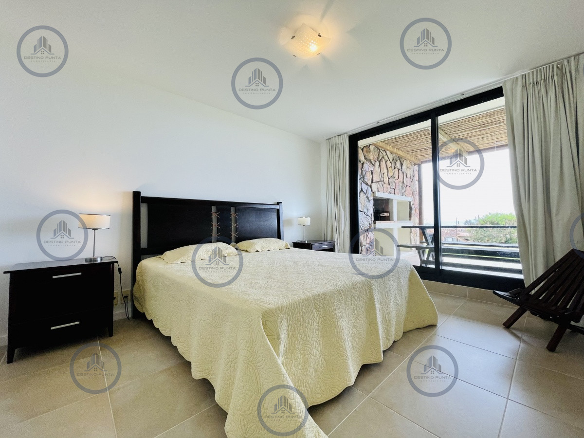 Apartamento ID.1039 - Alquiler temporario de apartamento de un dormitorio con parrillero y jardín, Punta Ballena