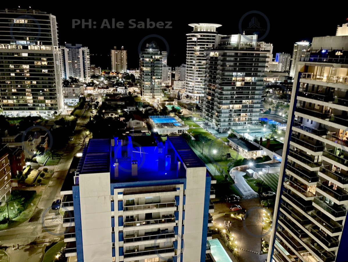 Apartamento ID.450 - Alquiler de Moderno Apartamento de 1 Dormitorio a metros de Playa Brava, Punta del Este