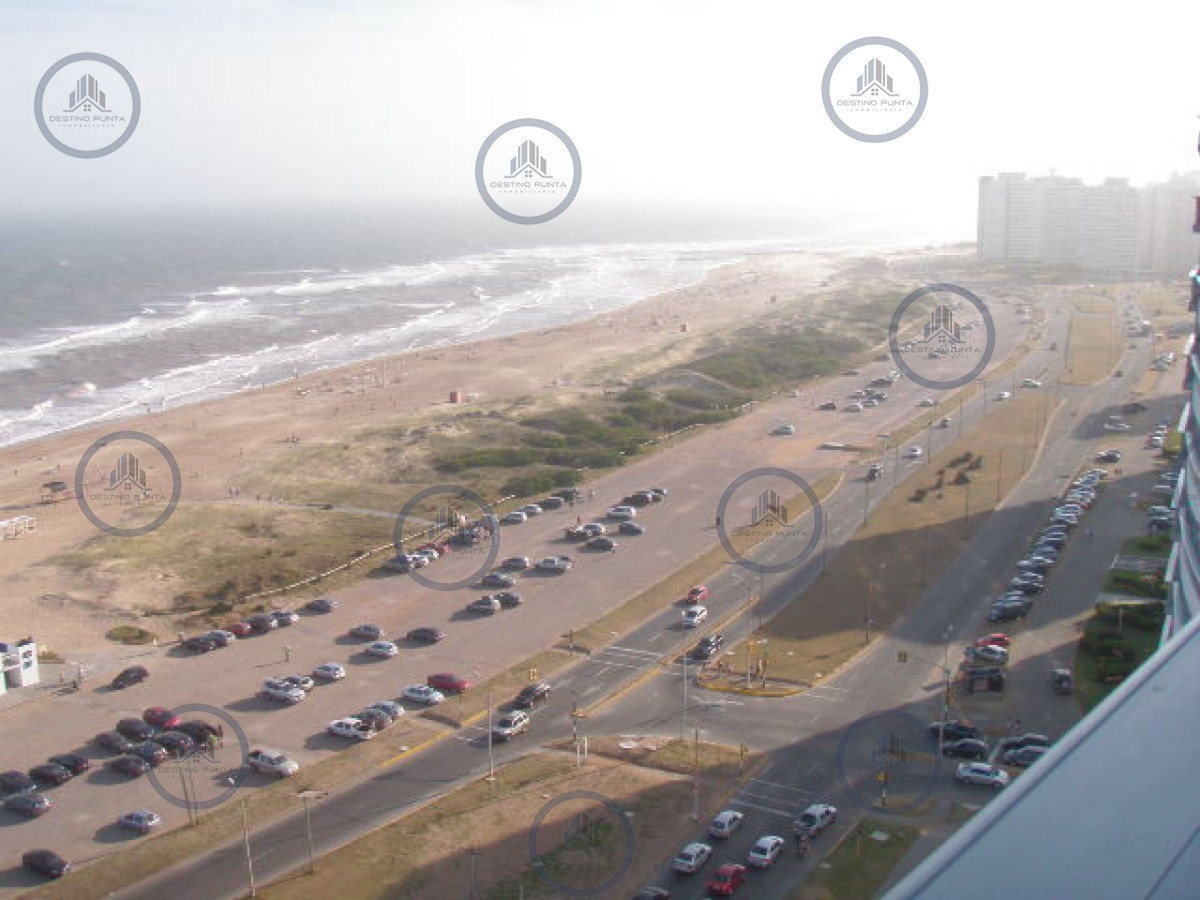 Apartamento ID.50 - Alquiler temporario de departamento esquinero en torre Le Parc, Punta del Este