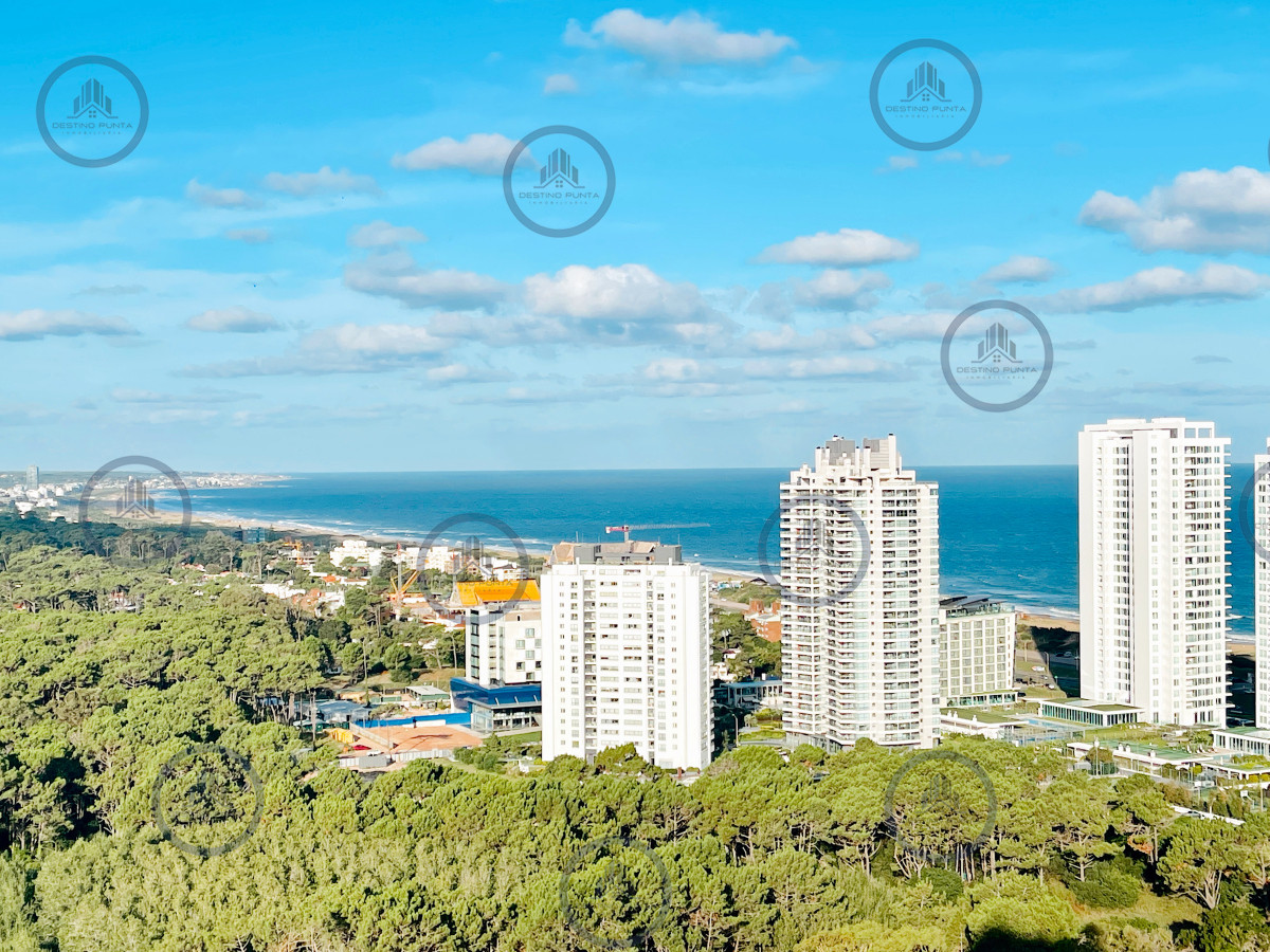 Apartamento ID.2518 -  Exclusivo Penthouse de 3 Dormitorios con Vistas panorámicas a Playa Brava, en Venta