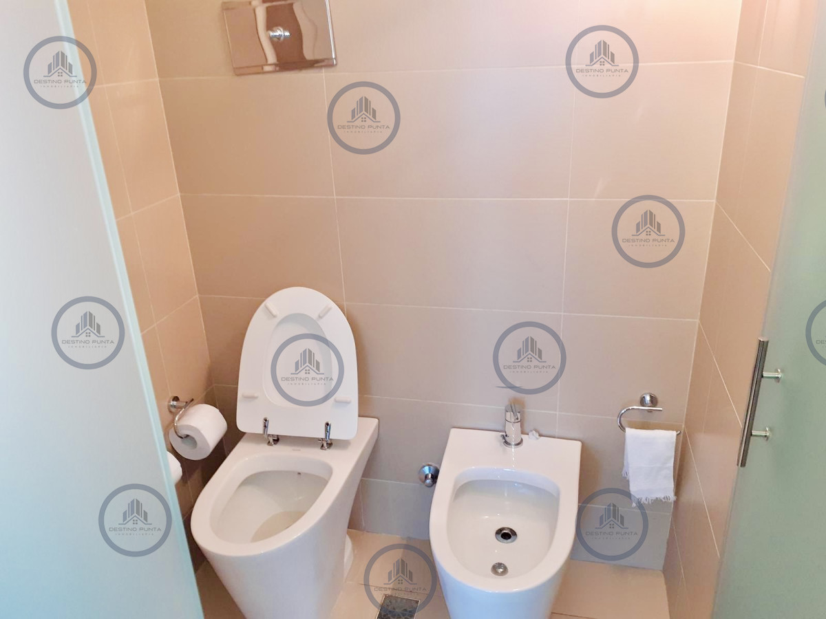 Apartamento ID.1173 - Espectacular Apartamento de 3 Dormitorios Frente al Mar, Playa Brava