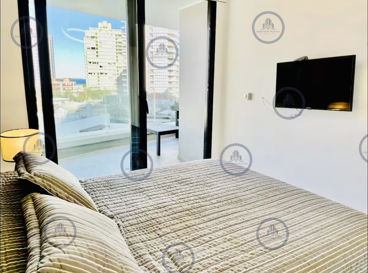 Apartamento ID.2339 - Apartamento de 1 dormitorio en alquiler de temporada Art Tower, Punta del Este