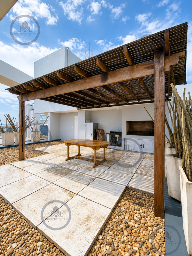 Apartamento ID.1121 - Moderno Apartamento Penthouse con Parrillero en torre One, Playa Brava Punta del Este