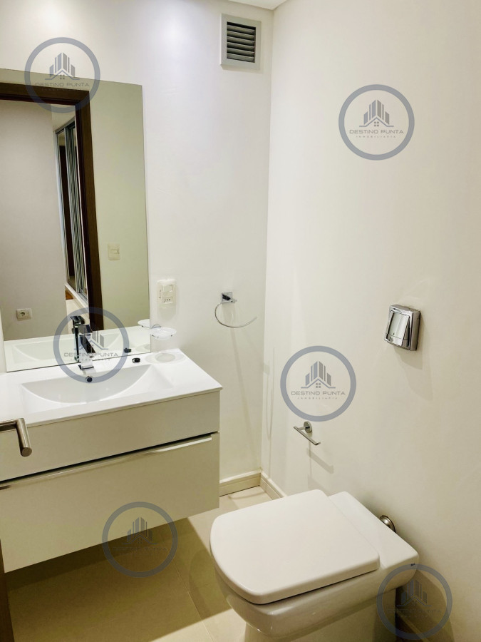 Apartamento ID.2184 - Moderno apartamentro de 2 dormitorios con parrillero de uso exclusivo en alquiler temporario edificio Look Brava