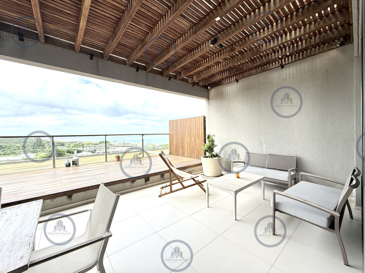 Apartamento ID.3111 - Venta de hermoso departamento de 2 dormitorios más parrillero en Punta Ballena 