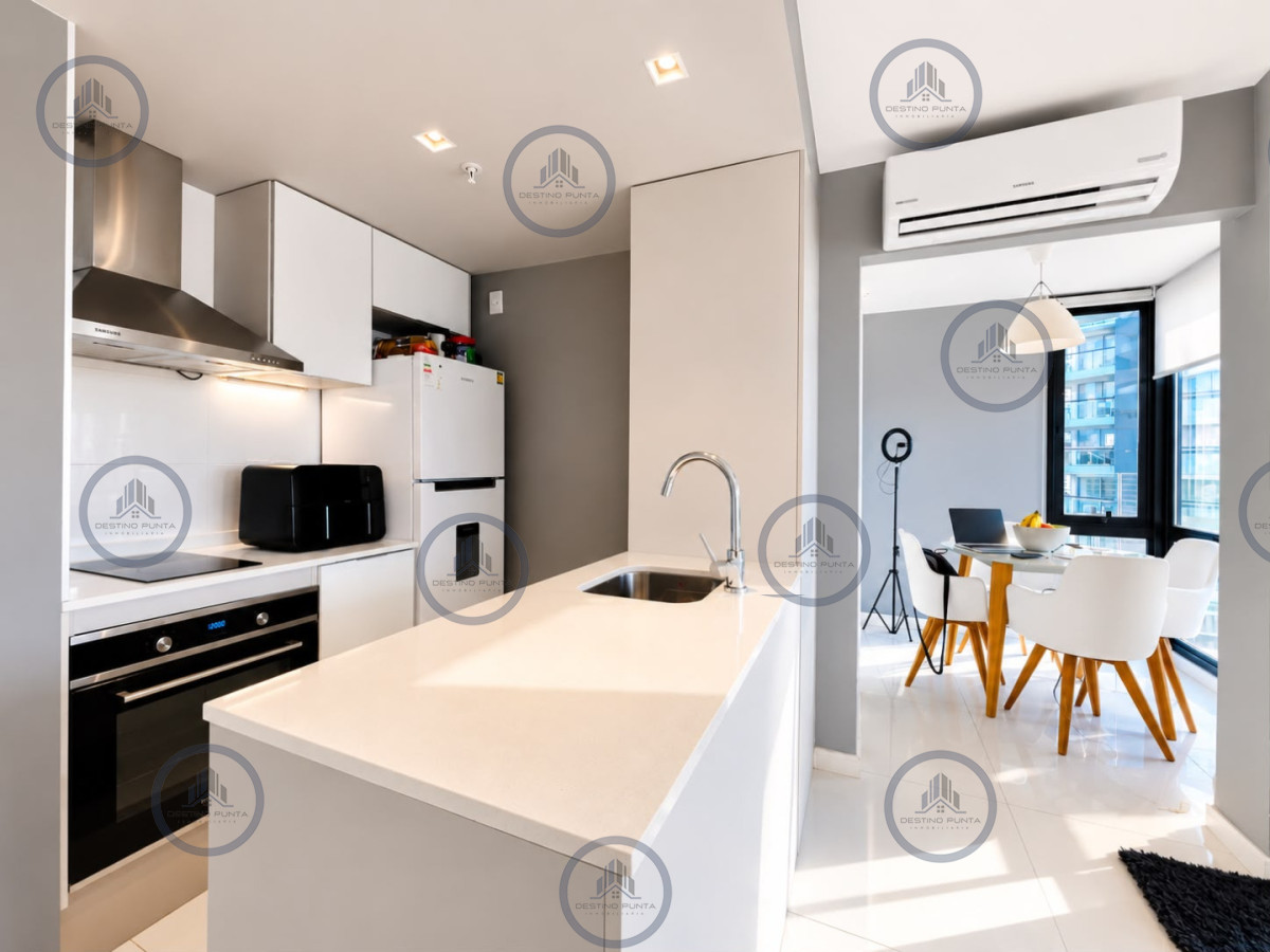 Apartamento ID.726 - Alquiler Anual, Apartamento Moderno de 1 Dormitorio en Torre con servicios, Punta del Este 