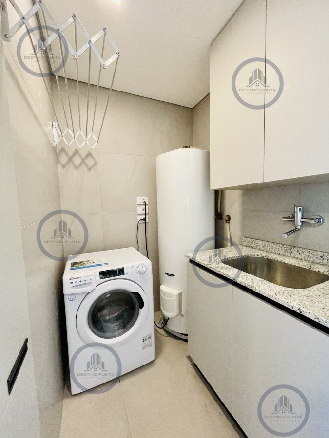 Apartamento ID.291 - Venta de Apartamento de 3 Dormitorios en suite en Le Parc 3 de Playa Brava, Punta del Este