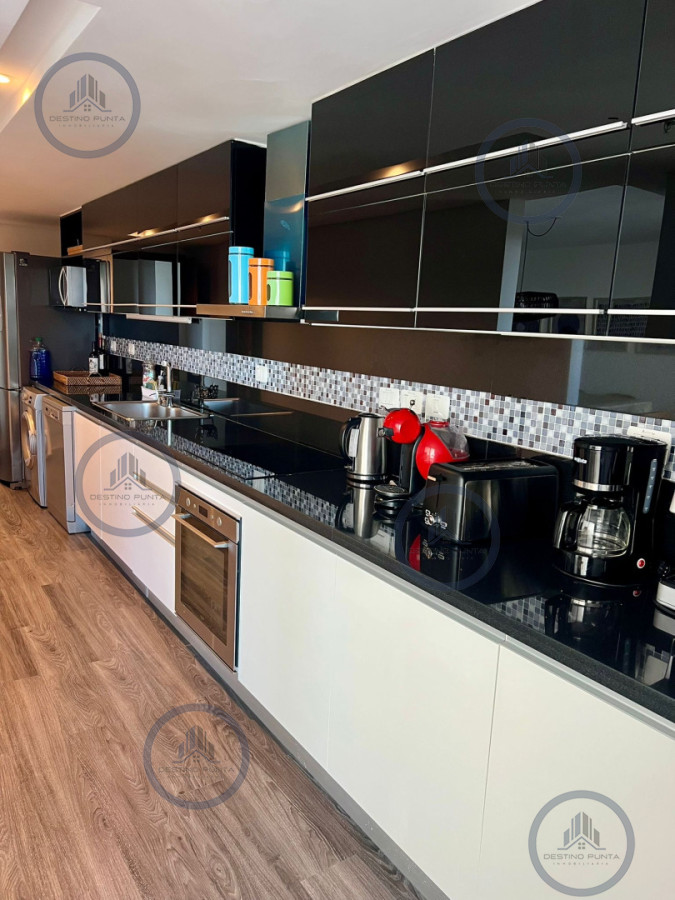 Apartamento ID.170 - Penthouse dúplex de 4 suites con azotea, parrillero y más de 500 m² de lujo contemporáneo