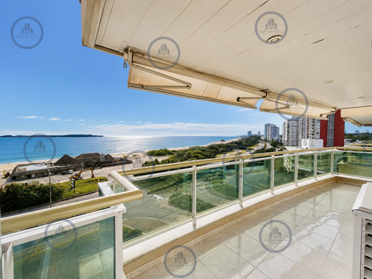 Apartamento ID.79 - Apartamento de 3 Dormitorios sobre Playa Mansa, en Venta y Alquiler, Punta del Este