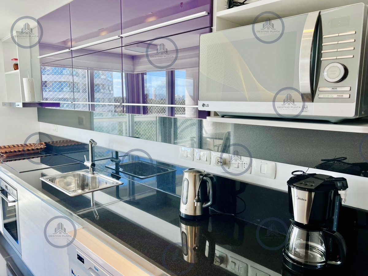 Apartamento ID.2873 - Apartamento de 1 Dormitorio en playa Brava, Punta del Este