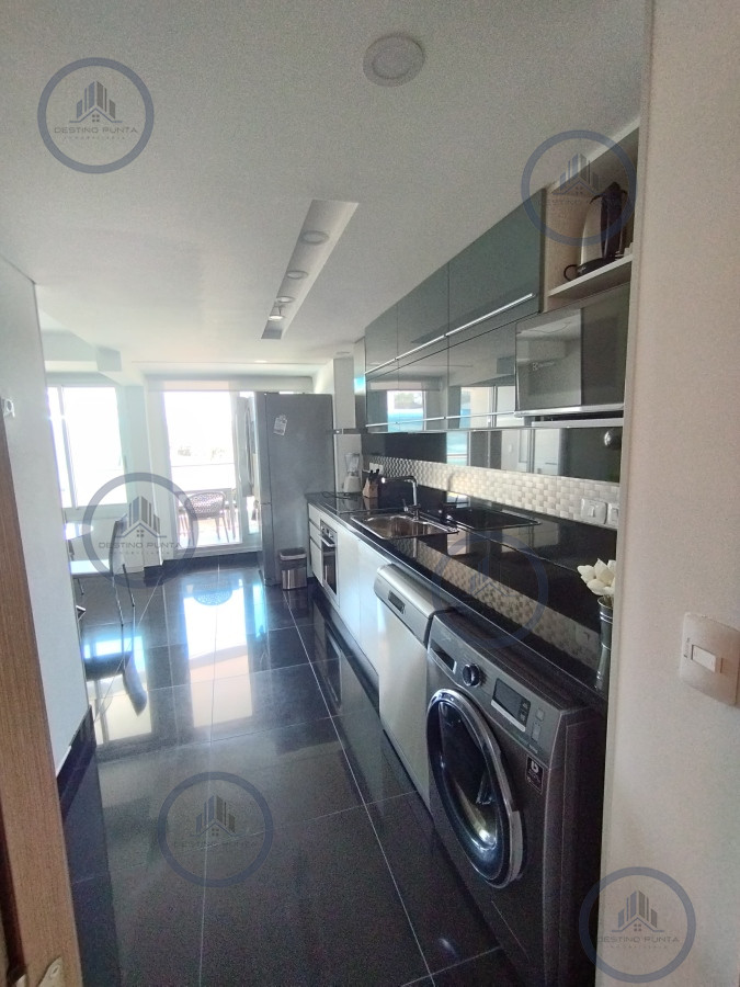 Apartamento ID.1720 - Apartamento con parrillero propio de 1 Dormitorio en edificio Look Brava a pasos del Mar