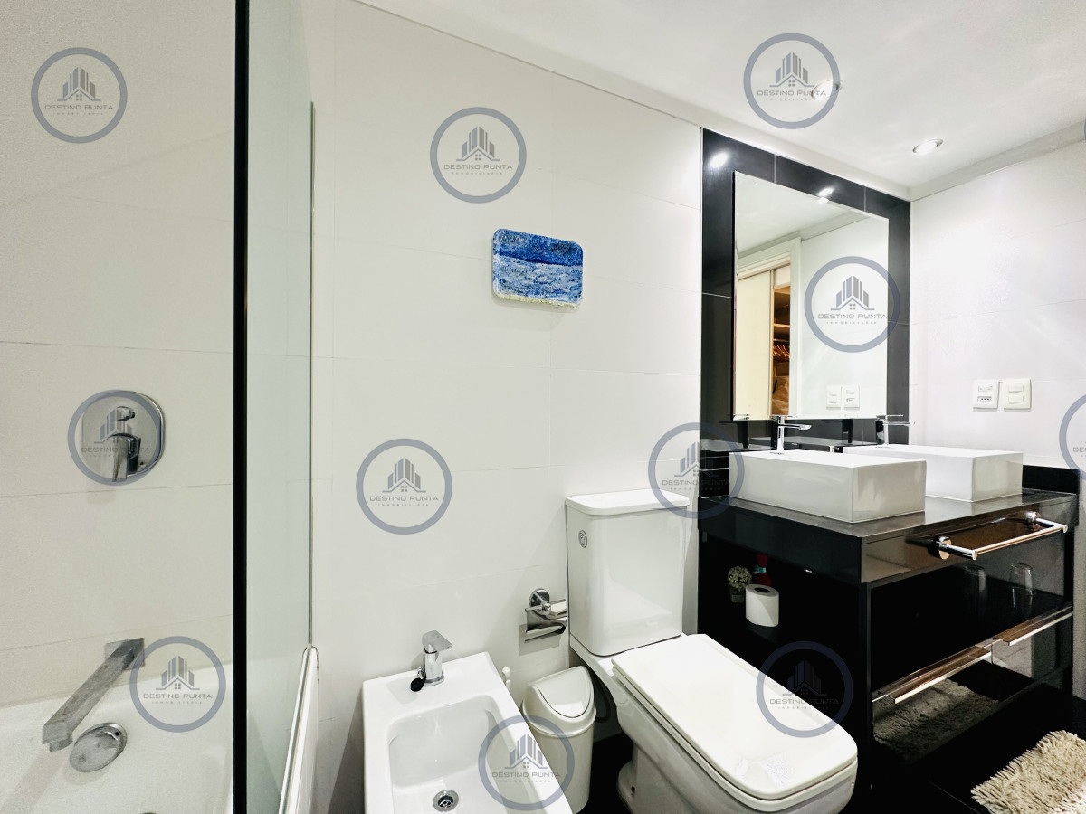 Apartamento ID.735 - Moderno Apartamento de 3 Dormitorios en Suite, zona Hotel Enjoy, Punta del Este