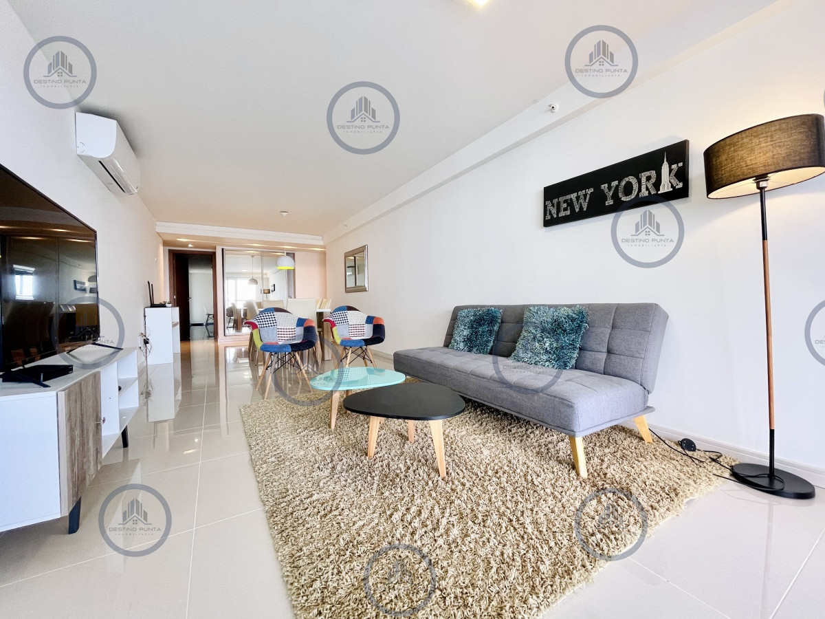 Apartamento ID.801 - Apartamento de 2 Dormitorios y Parrillero con Vista al Mar en Playa Brava, Look Tower