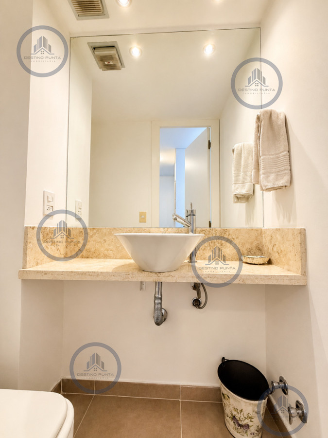 Apartamento ID.3095 - Venta de apartamento de 2 dormitorios con parrillero propio y vista al mar, Punta Ballena