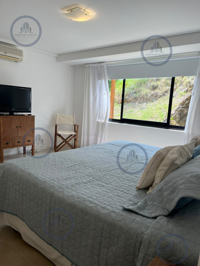 Apartamento ID.377 - Alquiler temporario de apartamento de dos dormitorios con parrillero, Punta Ballena