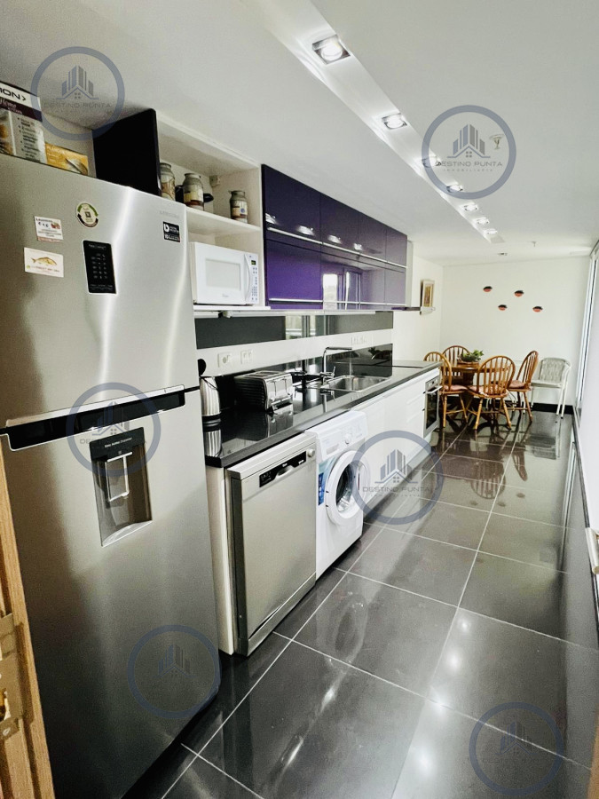 Apartamento ID.1682 - Apartamento de 2 Dormitorios y Parrillero con Vista al Mar en Playa Brava, Look Brava