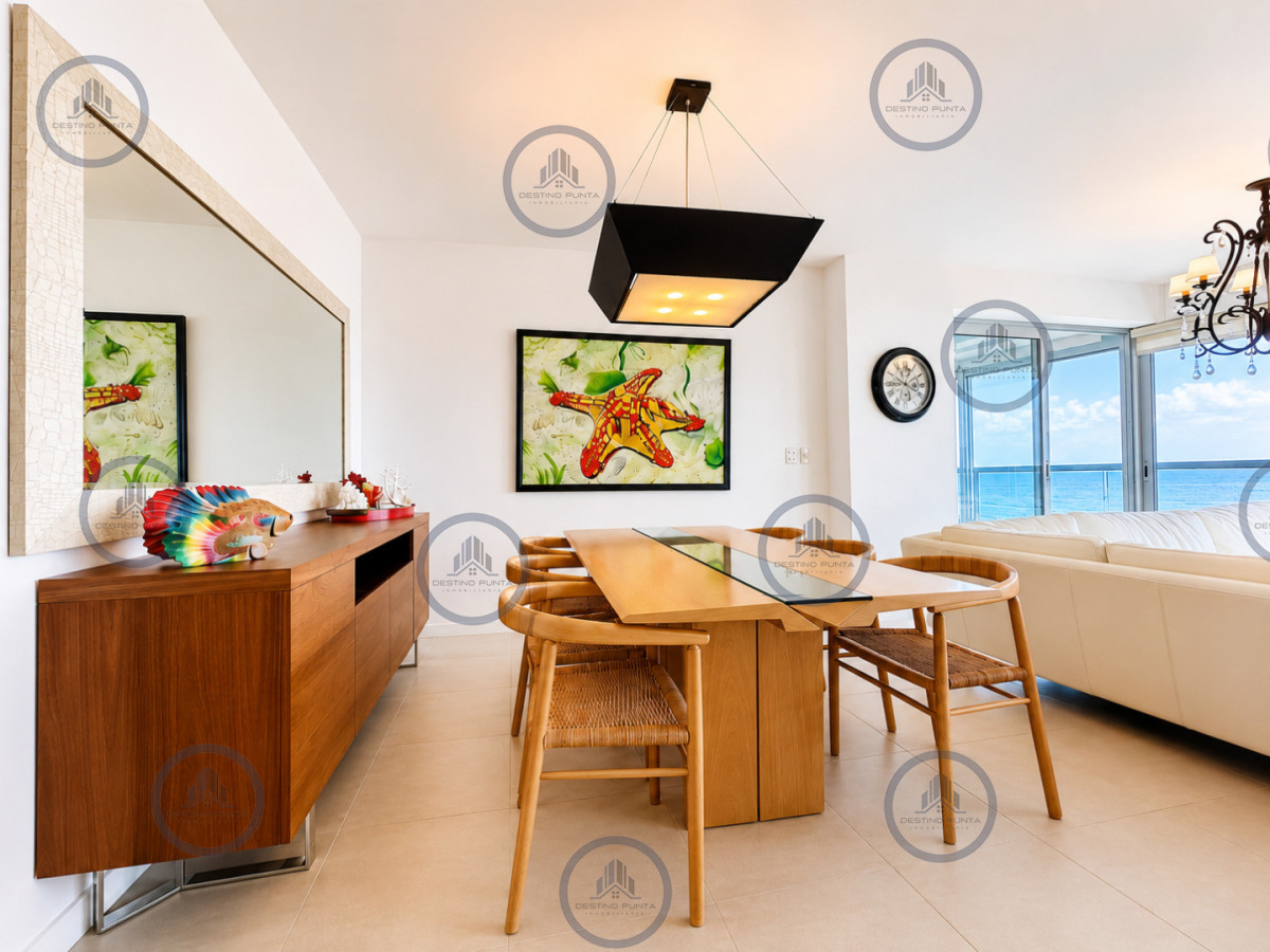 Apartamento ID.272 - Oportunidad en Venta Maravilloso departamento esquinero en Torre Le Parc, Playa Brava, Punta del Este