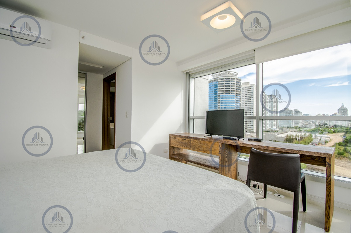 Apartamento ID.311 - Apartamento de 2 Dormitorios + Servicio - Look Brava