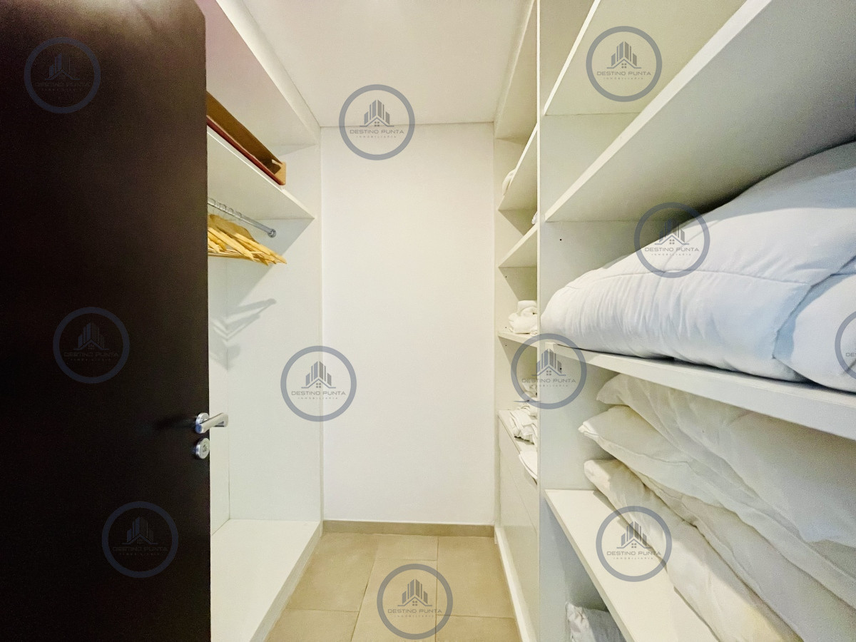 Apartamento ID.1925 - Venta de Moderno Apartamento de 3 Dormitorios Frente al Mar en La Barra